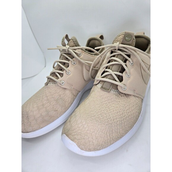 Nike Roshe Two SE Shoes Womens 8 Biege Oatmeal Running Athletic Workout Sneakers - Picture 4 of 8
